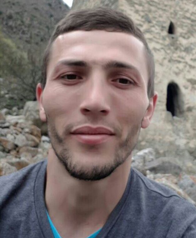 Султан Паштов